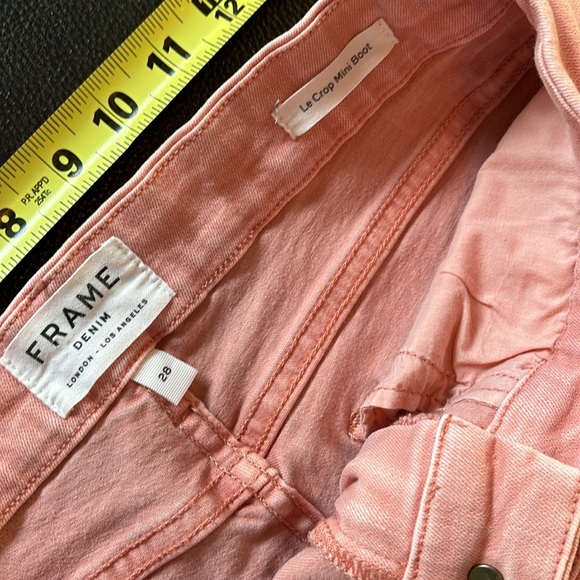 Frame Denim Le Crop Mini Boot in Peony cropped stretchy bootcut jeans - Picture 9 of 10